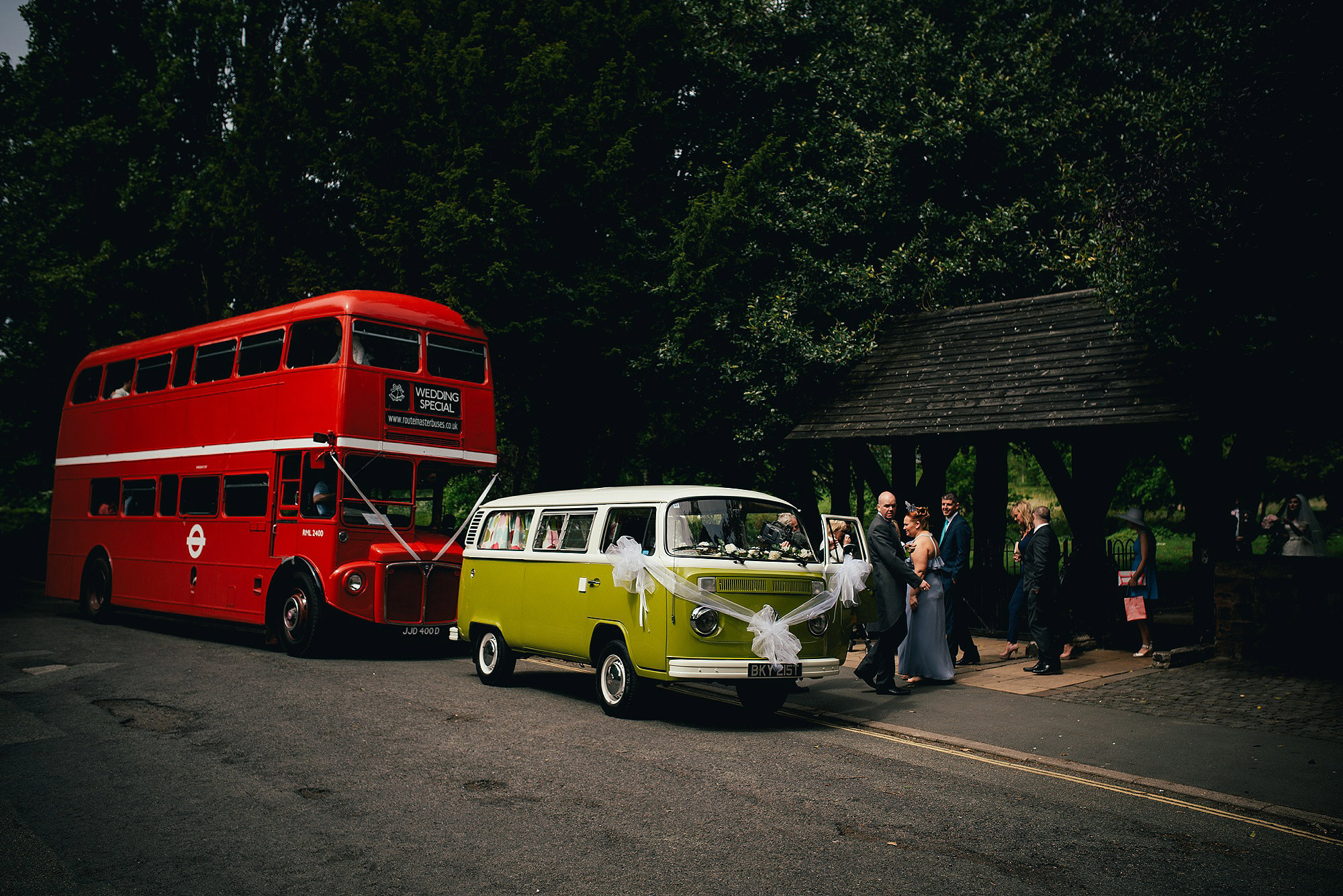 relaxed Wedding Photographer