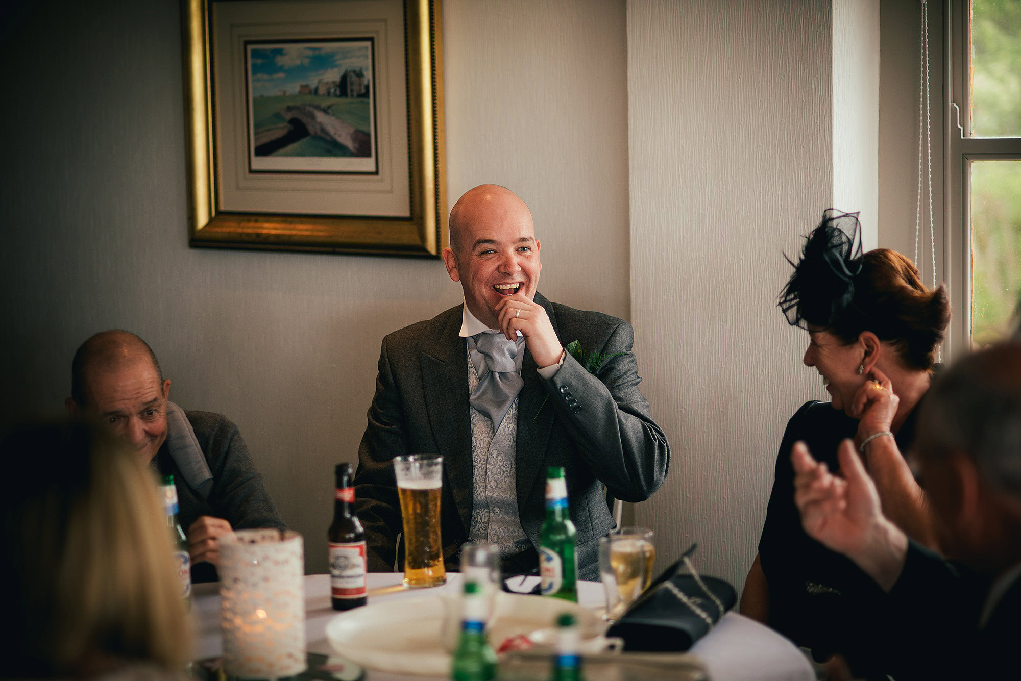 relaxed Wedding Photographer