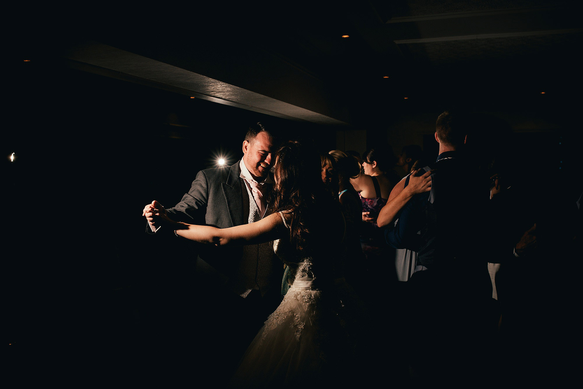 relaxed Wedding Photographer