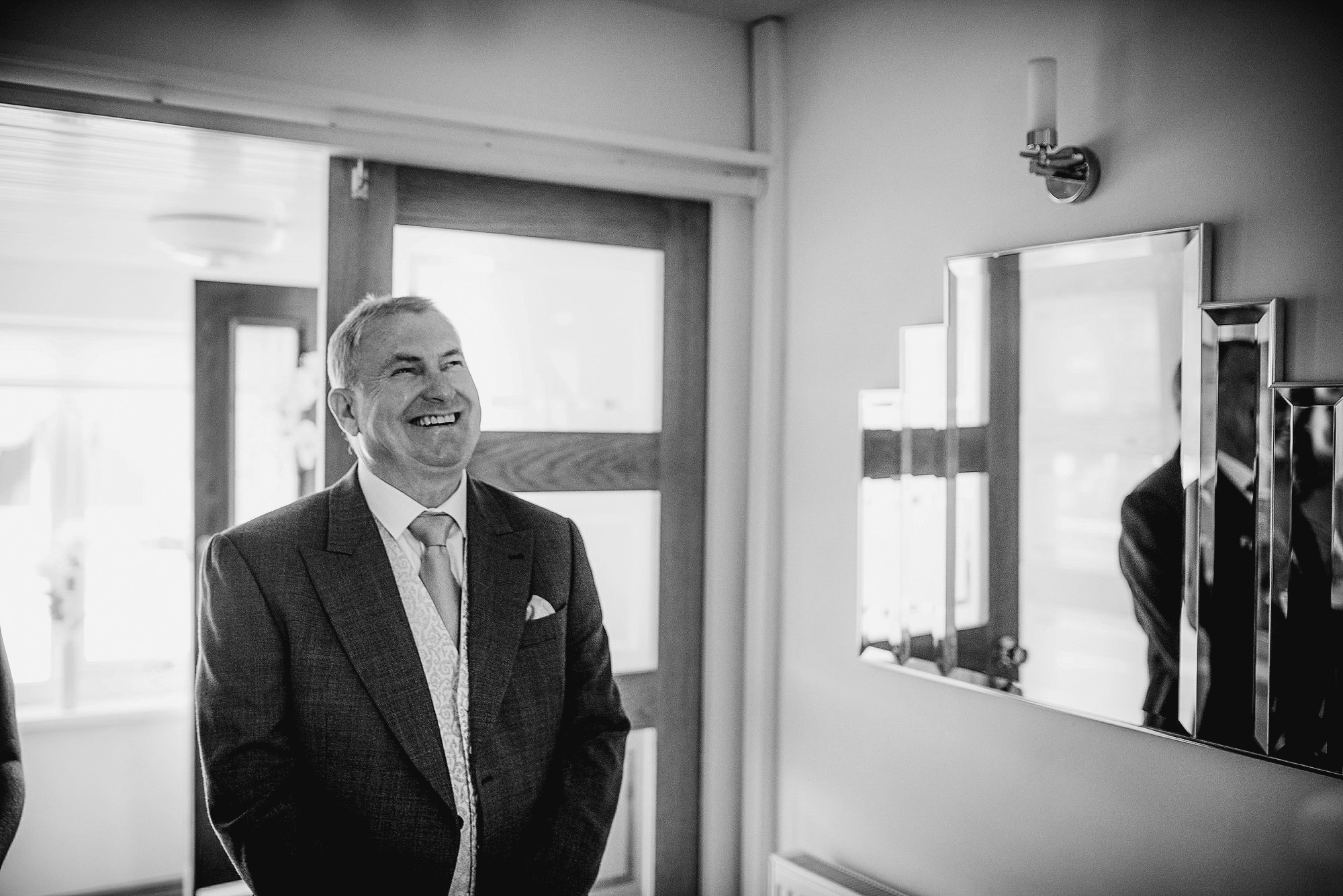 relaxed Wedding Photographer