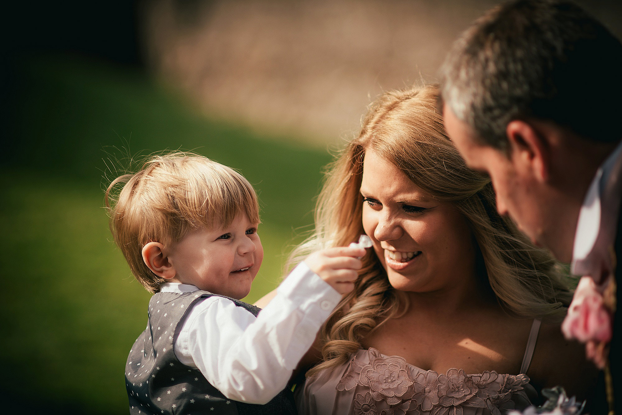 relaxed village hall wedding by Hereford Wedding Photographer