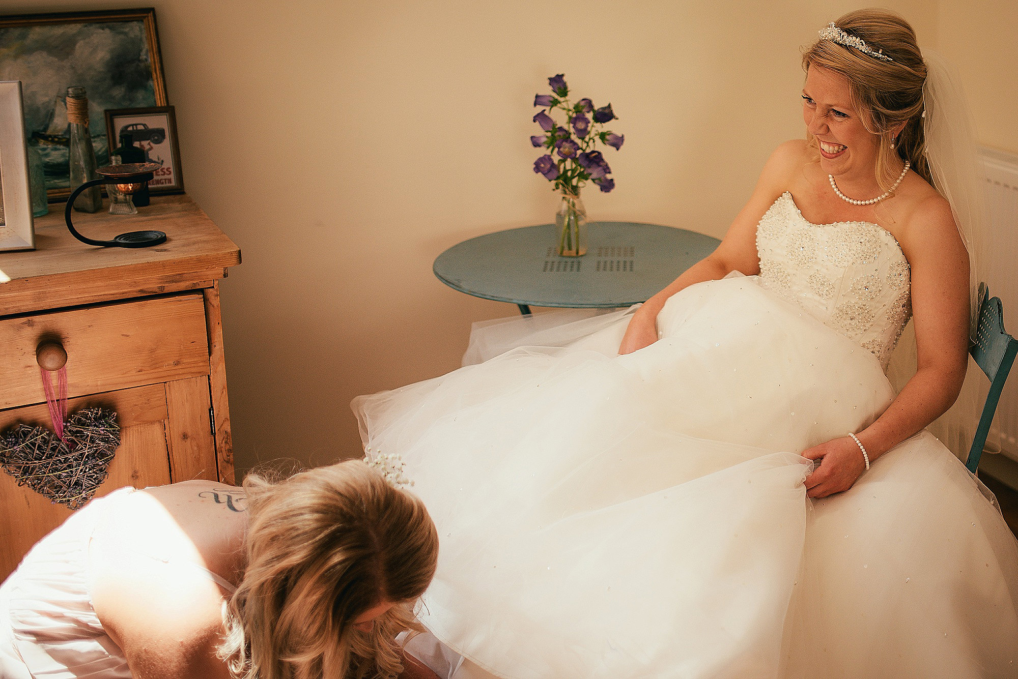 relaxed village hall wedding by Hereford Wedding Photographer