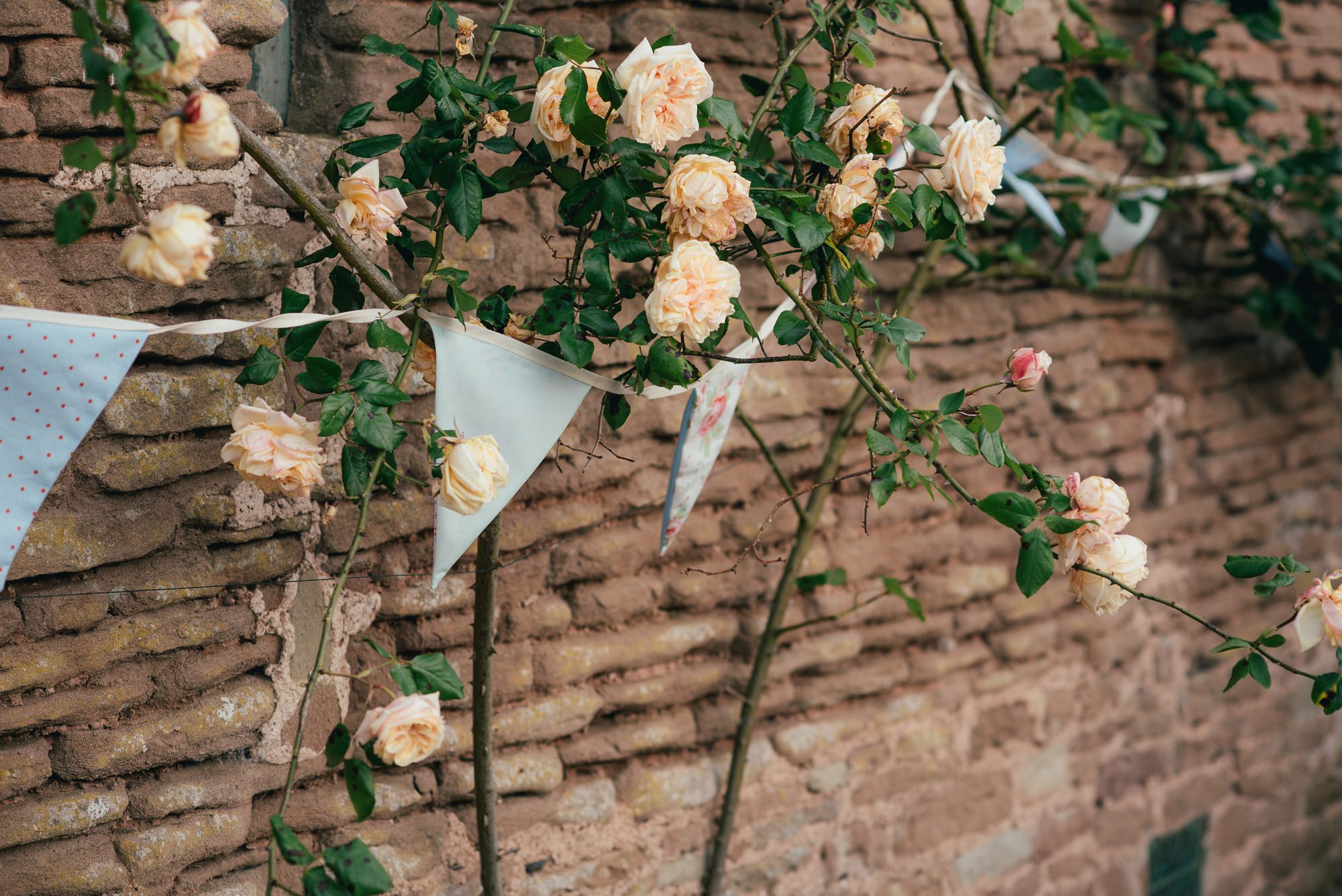 Rustic wedding at How Caple Court by Hereford Wedding Photographer