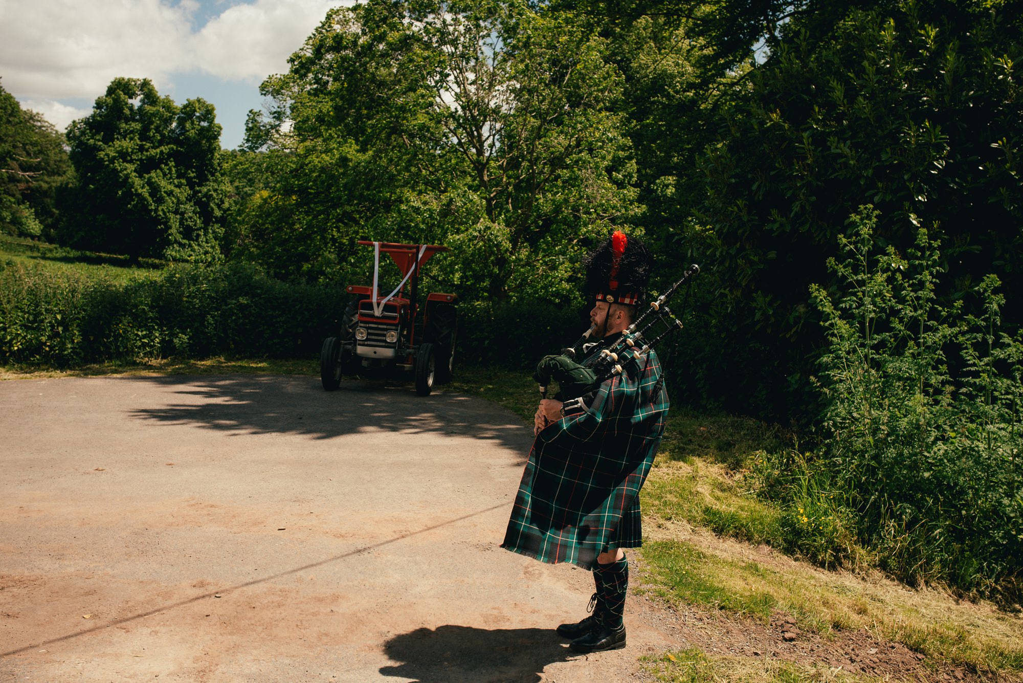 Rustic wedding at How Caple Court by Hereford Wedding Photographer